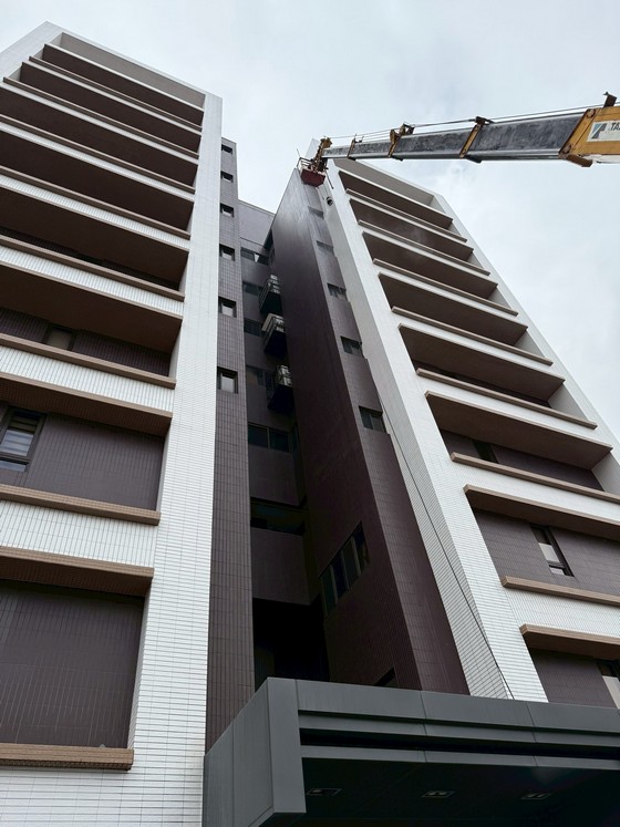 �y���M�~�j�ӥ~��